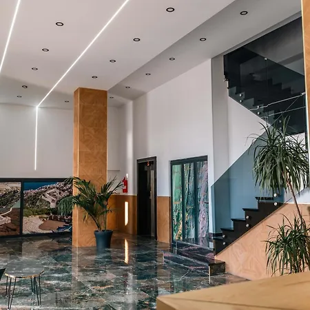 Day Lux Superior Sarandë