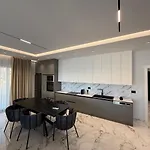 Apartment Day Lux Superior Sarandë