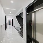 Day Lux Superior Apartment Sarandë
