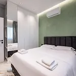Apartment Day Lux Superior Sarandë