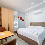 Day Lux Superior * Sarandë