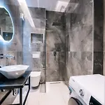 Day Lux Superior Apartment *