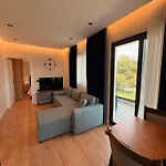 Day Lux Superior * Sarandë